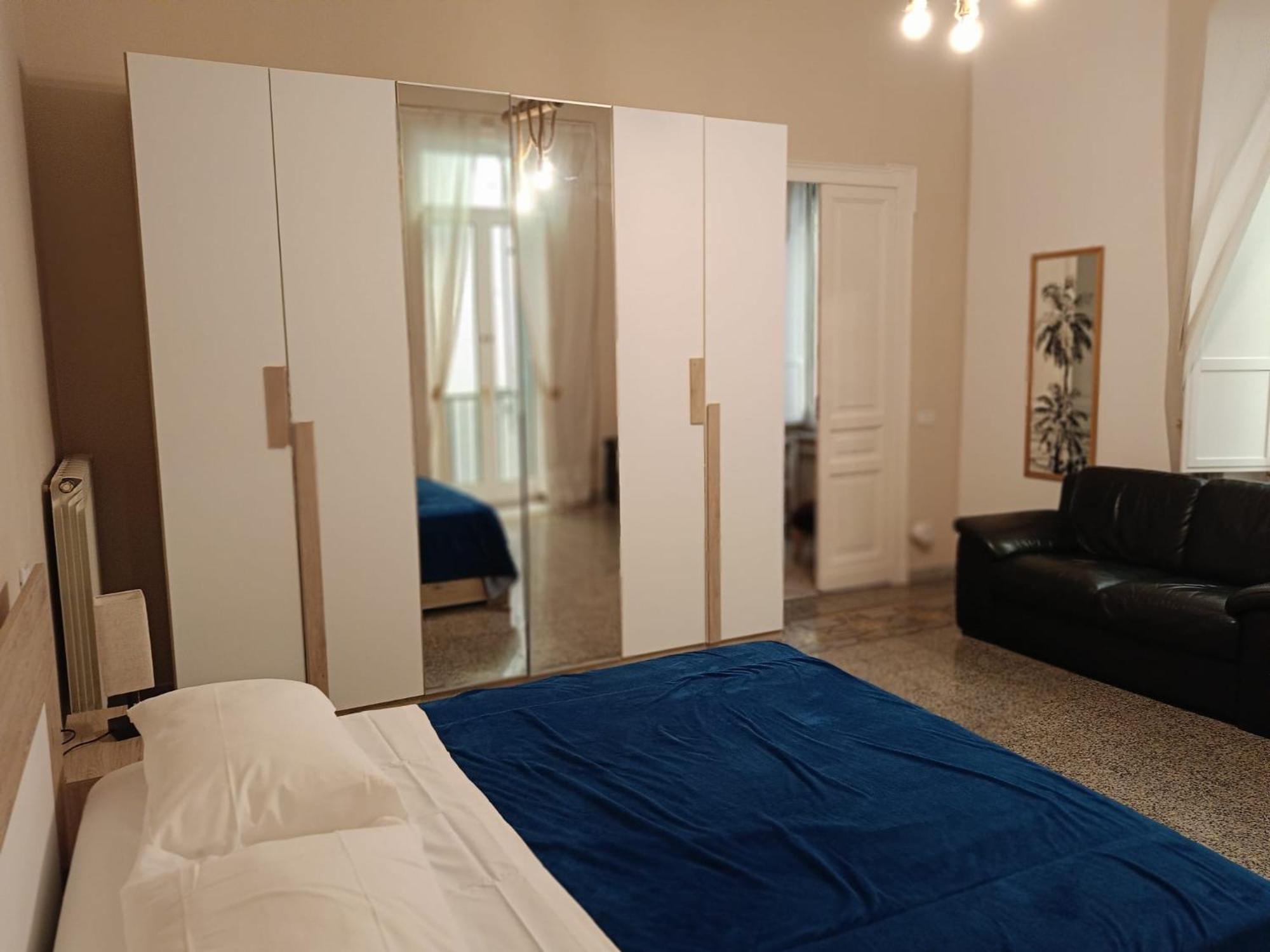 B&B Liberty House Наполи Екстериор снимка
