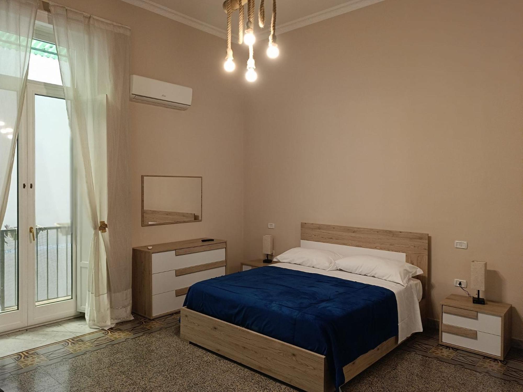 B&B Liberty House Наполи Екстериор снимка