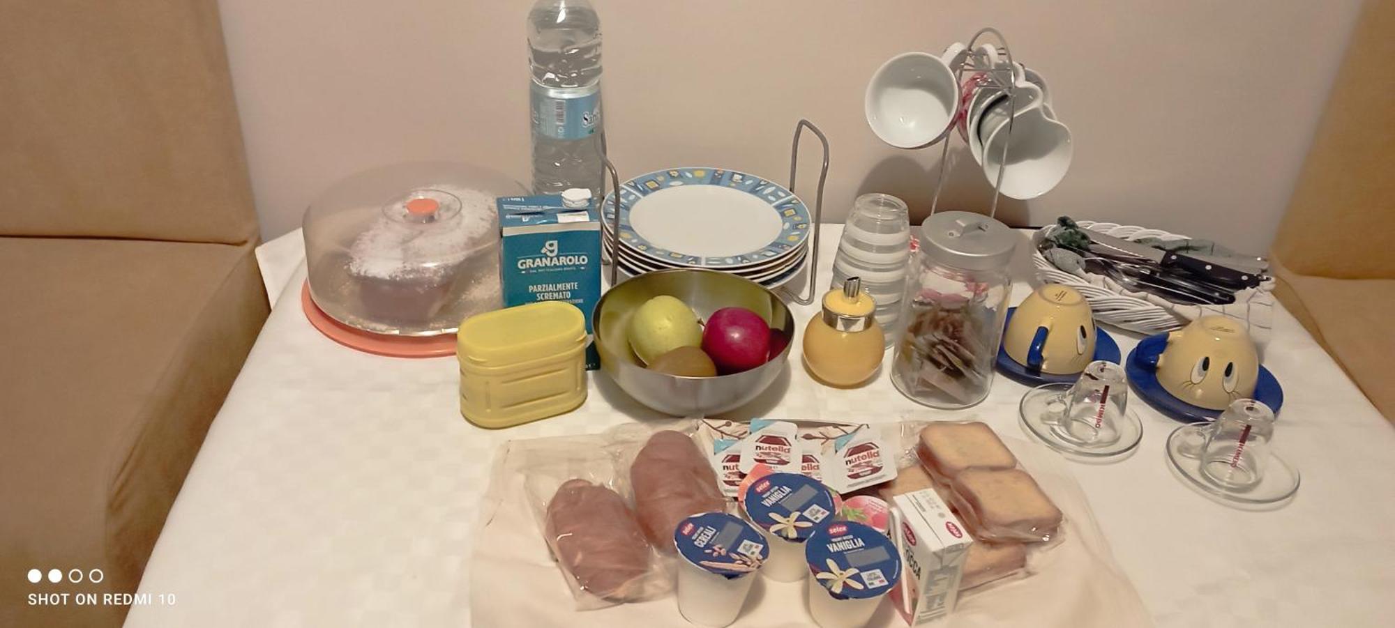 B&B Liberty House Наполи Екстериор снимка